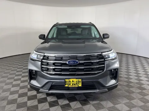 Photos of 2025 Ford Explorer Active for sale in Longview, WA at Ford Longview