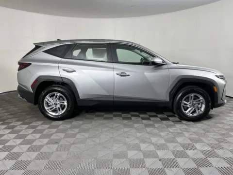 More photos of 2025 Hyundai Tucson SE at Ford Longview, WA