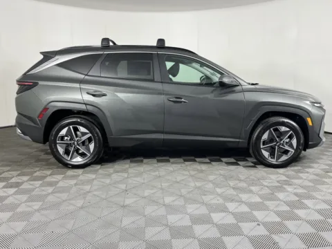 More photos of 2025 Hyundai Tucson Hybrid SEL Convenience at Ford Longview, WA