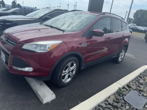 Photos of 2016 Ford Escape SE for sale in Longview, WA at Ford Longview