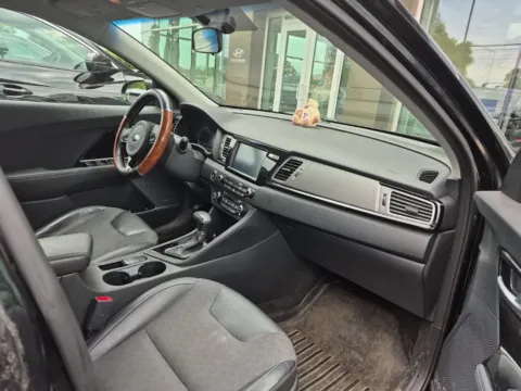 Another view of 2017 Kia Niro Touring Launch Edition for sale in Longview, WA at Ford Longview