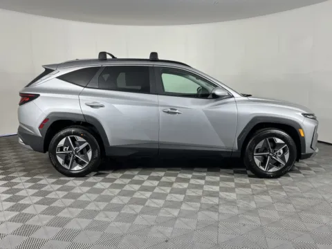 More photos of 2026 Hyundai Tucson SEL at Ford Longview, WA