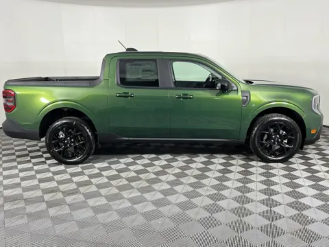 More photos of 2025 Ford Maverick LARIAT at Ford Longview, WA