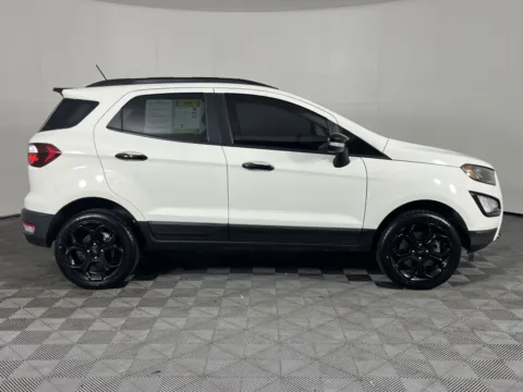 More photos of 2022 Ford EcoSport SES at Ford Longview, WA