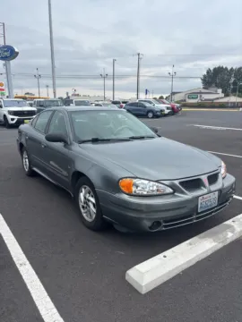More photos of 2004 Pontiac Grand Am SE1 at Ford Longview, WA