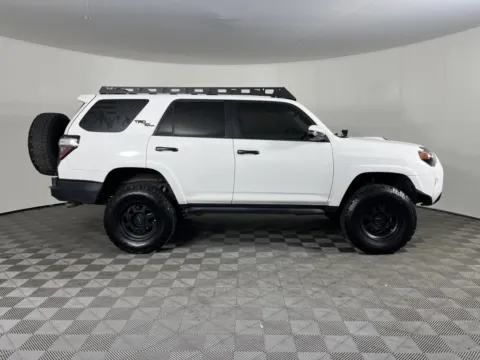 More photos of 2019 Toyota 4Runner at Ford Longview, WA