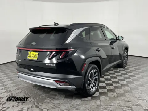 More photos of 2025 Hyundai Tucson Hybrid Limited at Ford Longview, WA