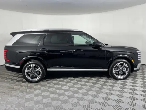 More photos of 2026 Hyundai Palisade Limited at Ford Longview, WA