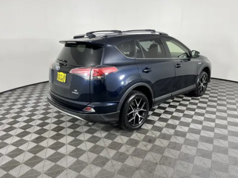 More photos of 2018 Toyota RAV4 Hybrid SE at Ford Longview, WA
