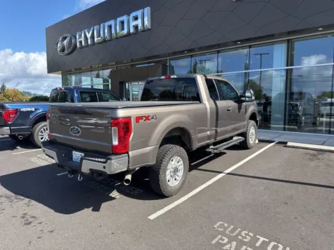 More photos of 2019 Ford Super Duty F-350 SRW XLT at Ford Longview, WA