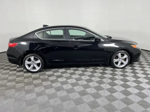 More photos of 2013 Acura ILX Premium Pkg at Ford Longview, WA