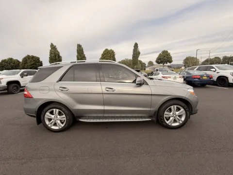 More photos of 2015 Mercedes-Benz M-Class ML 350 at Ford Longview, WA