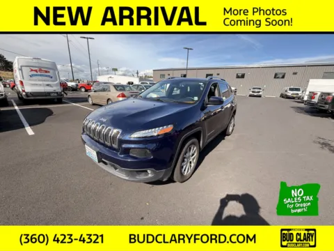 Blue 2015 Jeep Cherokee Latitude for sale in Longview, WA