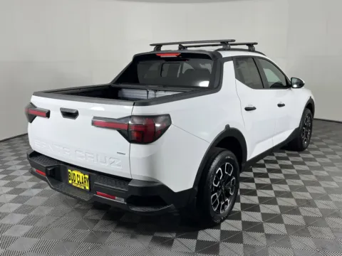 More photos of 2024 Hyundai Santa Cruz SEL at Ford Longview, WA