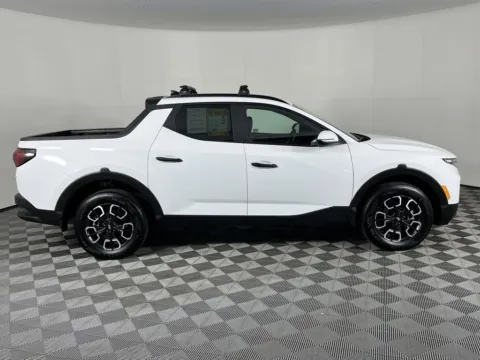 More photos of 2024 Hyundai Santa Cruz SEL at Ford Longview, WA