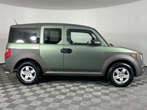 More photos of 2005 Honda Element EX at Ford Longview, WA