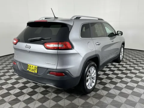 More photos of 2015 Jeep Cherokee Limited at Ford Longview, WA