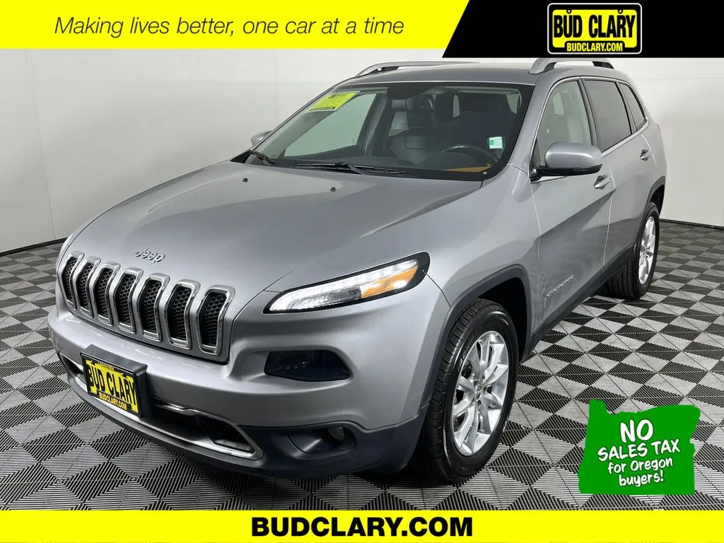 Silver 2015 Jeep Cherokee Limited for sale in Longview, WA