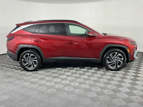 More photos of 2026 Hyundai Tucson Hybrid Limited at Ford Longview, WA