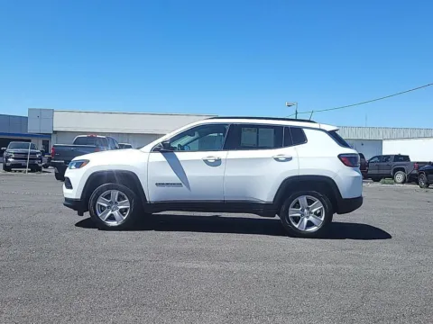 Photos of 2022 Jeep Compass Latitude for sale in Longview, WA at Ford Longview