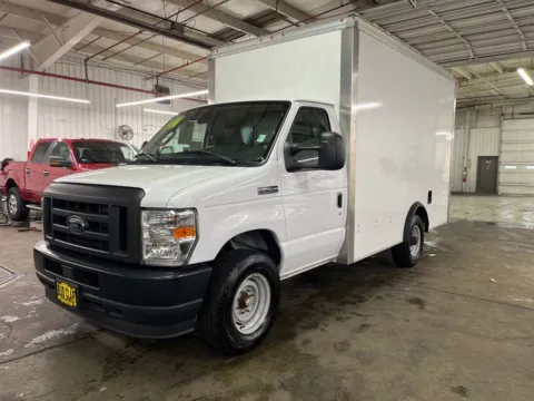 White 2023 Ford E-350SD for sale in Longview, WA
