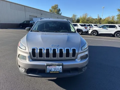 Photos of 2017 Jeep Cherokee Sport for sale in Longview, WA at Ford Longview