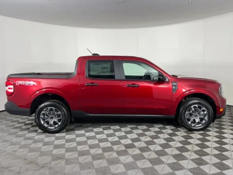 More photos of 2025 Ford Maverick XLT at Ford Longview, WA