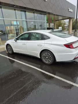 More photos of 2023 Hyundai Sonata Hybrid SEL at Ford Longview, WA