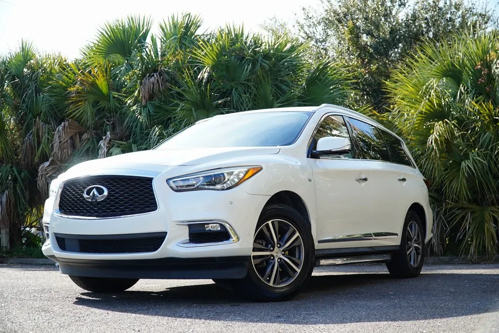 White 2019 INFINITI QX60 LUXE for sale in Jacksonville, FL
