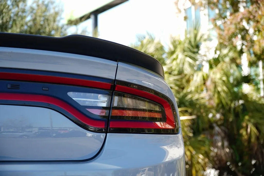 2020 Dodge Charger SXT photo 4