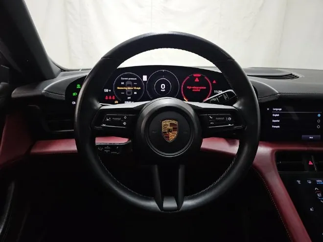 2022 Porsche Taycan Base photo 2