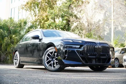 Photos of 2023 BMW 7 Series 740i for sale in Jacksonville, FL at Gravity Autos Jacksonville