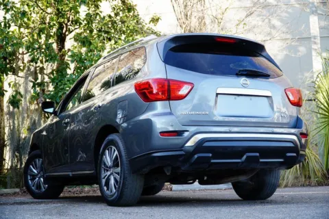 More photos of 2020 Nissan Pathfinder SV at Gravity Autos Jacksonville, FL