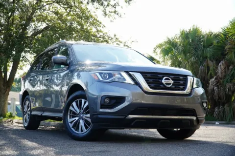 Photos of 2020 Nissan Pathfinder SV for sale in Jacksonville, FL at Gravity Autos Jacksonville