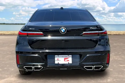 More photos of 2023 BMW 7 Series 760i xDrive at Gravity Autos Jacksonville, FL