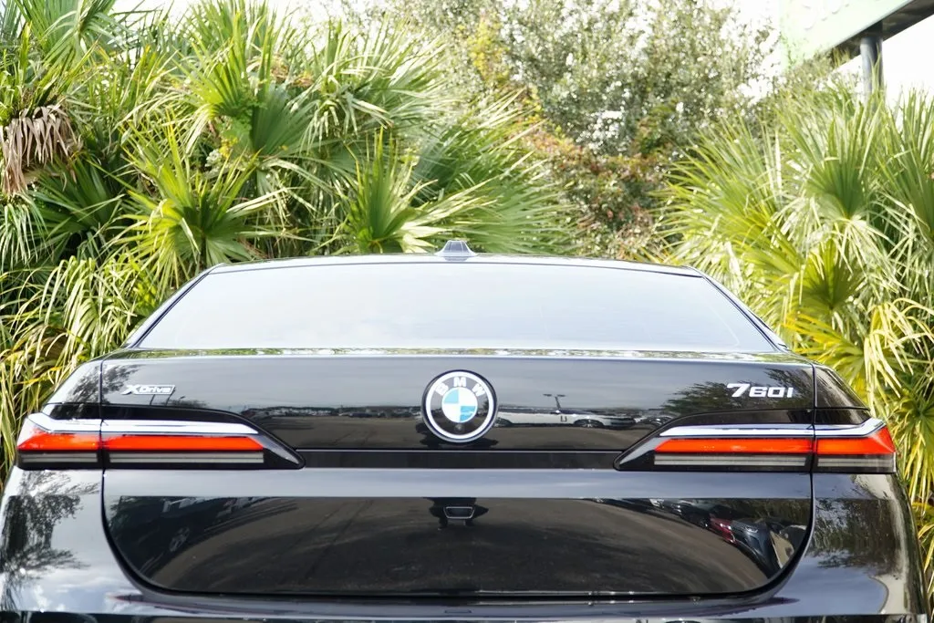 2023 Bmw 760i xDrive photo 3
