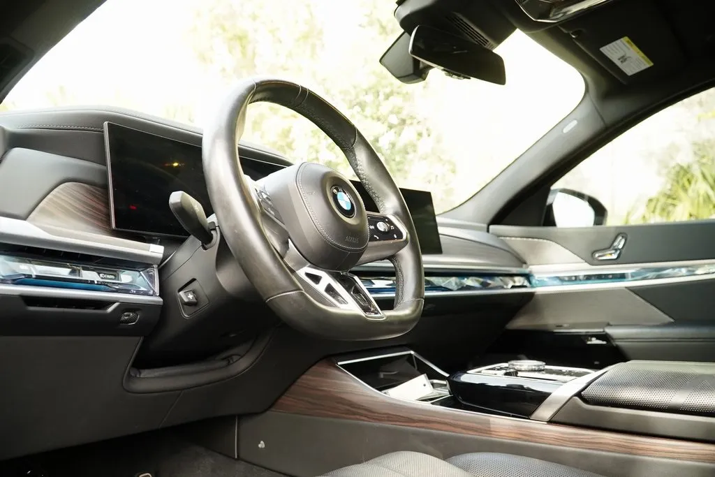 2023 Bmw 760i xDrive photo 4
