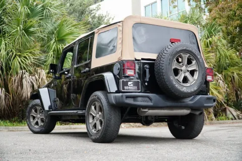 More photos of 2018 Jeep Wrangler JK at Gravity Autos Jacksonville, FL