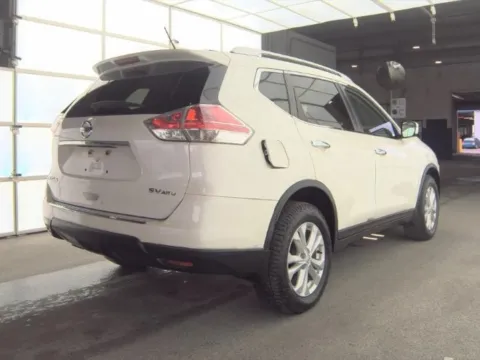 Photos of 2016 Nissan Rogue SV for sale in Jacksonville, FL at Gravity Autos Jacksonville