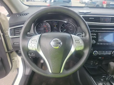 More photos of 2016 Nissan Rogue SV at Gravity Autos Jacksonville, FL