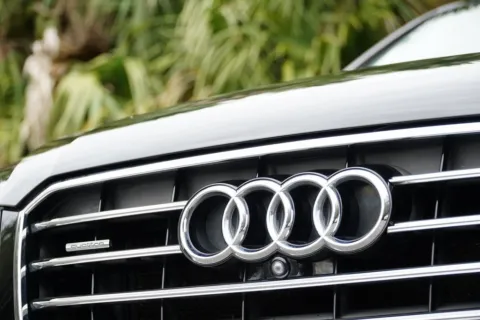 More photos of 2015 Audi A8 L 4.0T at Gravity Autos Jacksonville, FL