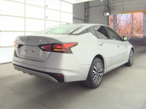 Photos of 2023 Nissan Altima 2.5 SV for sale in Jacksonville, FL at Gravity Autos Jacksonville