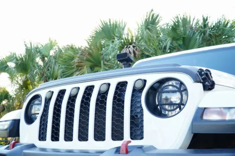 More photos of 2020 Jeep Gladiator Sport at Gravity Autos Jacksonville, FL
