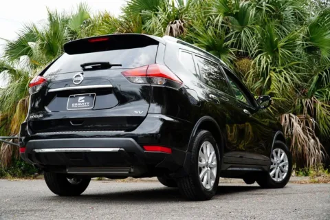 More photos of 2017 Nissan Rogue SV at Gravity Autos Jacksonville, FL