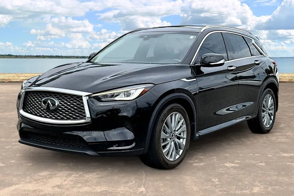 Black 2023 INFINITI QX50 LUXE for sale in Jacksonville, FL