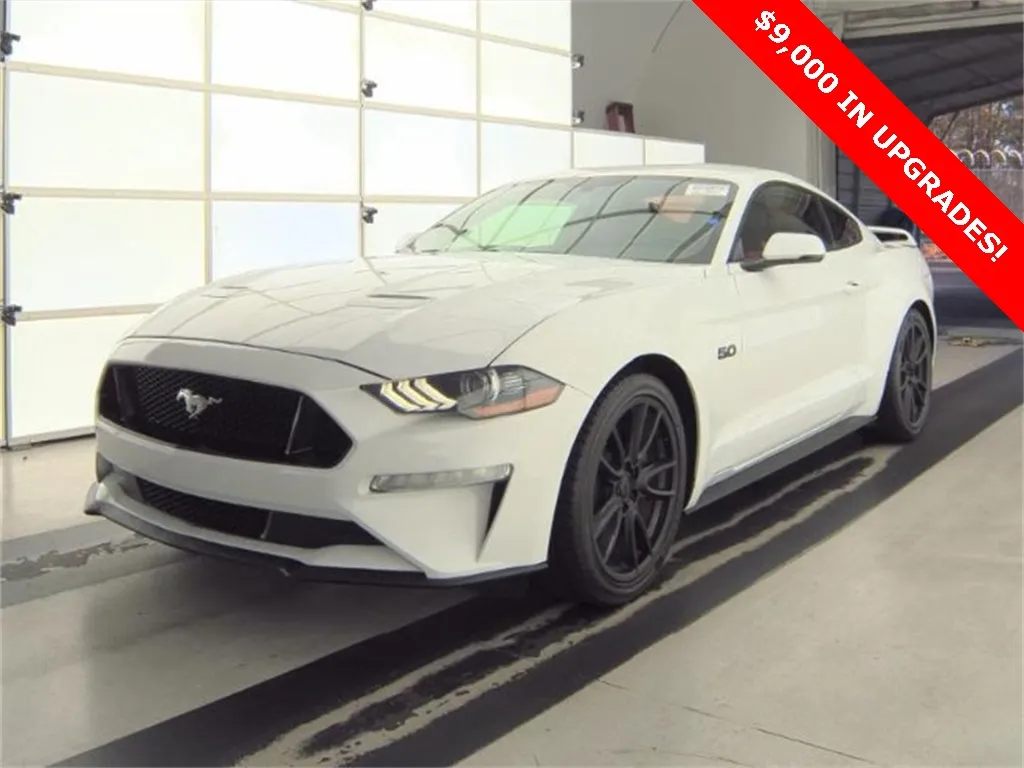 2020 Ford Mustang GT Premium's photo