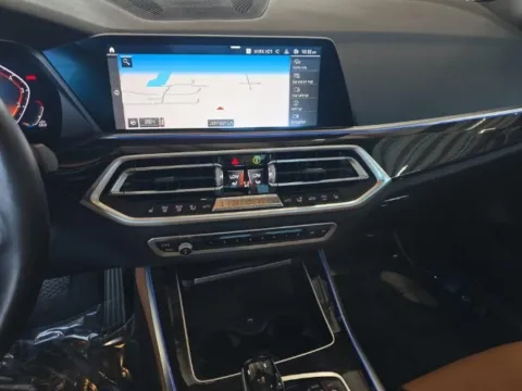 More photos of 2019 BMW X5 xDrive40i at Gravity Autos Jacksonville, FL