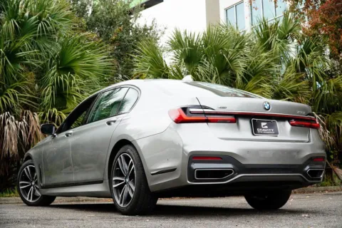 More photos of 2021 BMW 7 Series 750i xDrive at Gravity Autos Jacksonville, FL