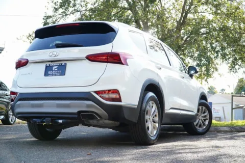 More photos of 2019 Hyundai Santa Fe SE at Gravity Autos Jacksonville, FL