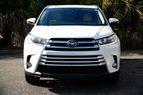 Another view of 2017 Toyota Highlander Limited for sale in Jacksonville, FL at Gravity Autos Jacksonville